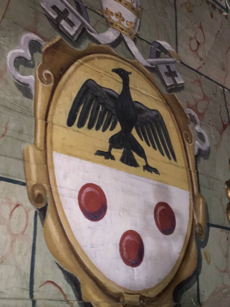 Herb we wnętrzu cerkwi